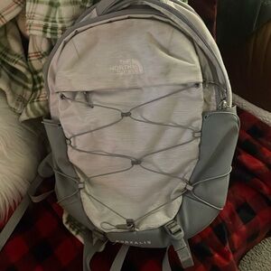 North face back pack great condition lightly used